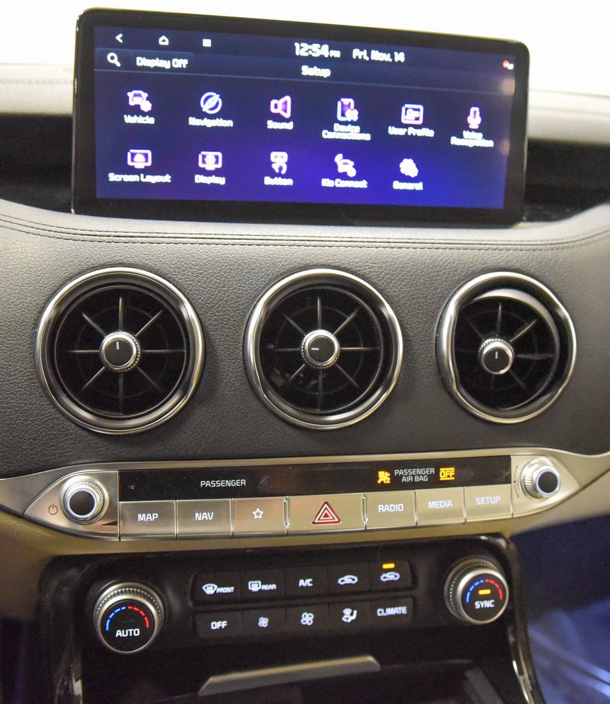 Used 2023 Kia Stinger GT-Line w/ Sun & Sound Package image 17