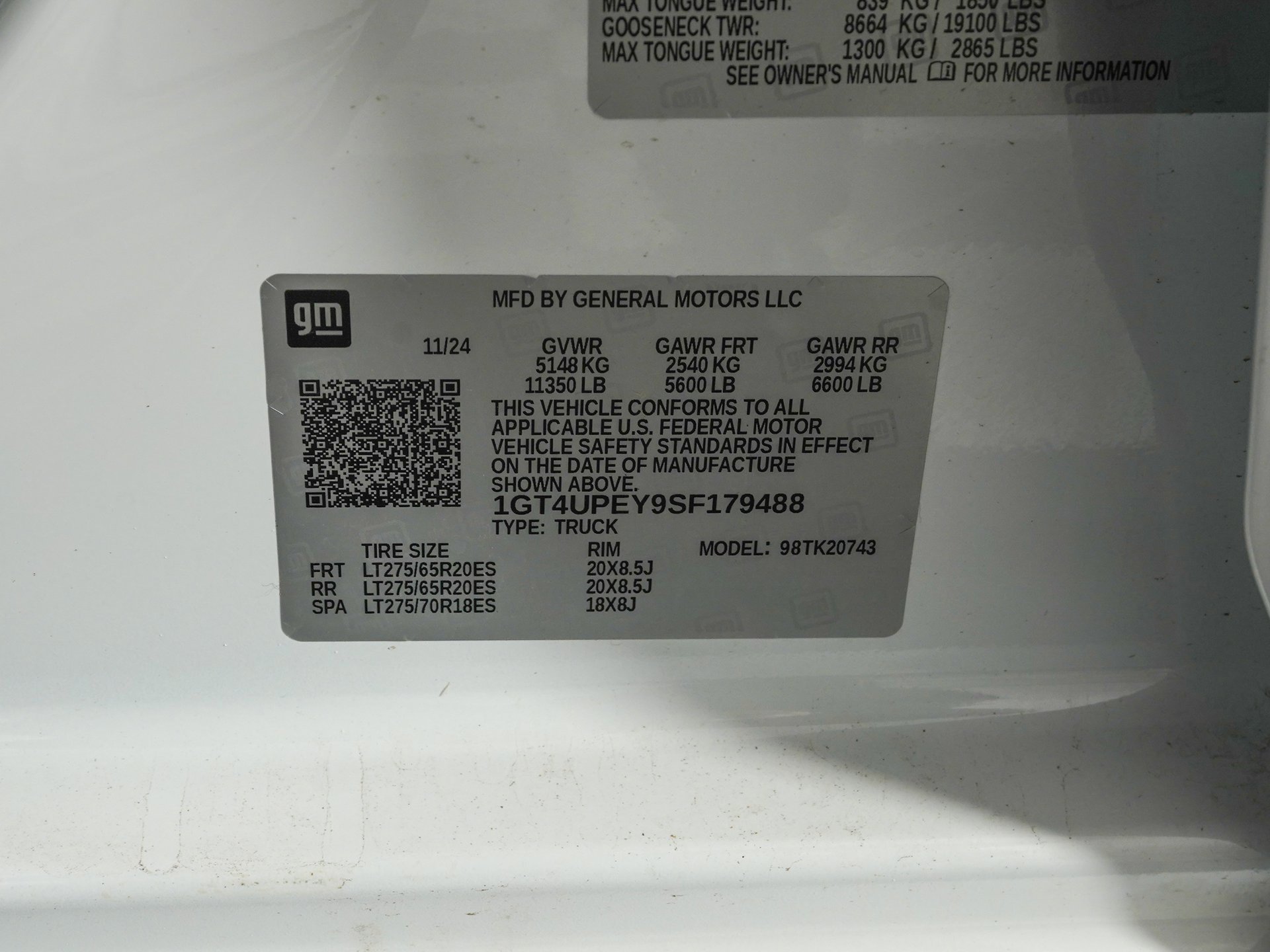 Used 2025 GMC Sierra 2500 AT4 w/ AT4 Premium Plus Package image 33