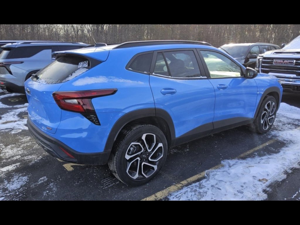 Used 2024 Chevrolet Trax RS w/ Sunroof Package image 38