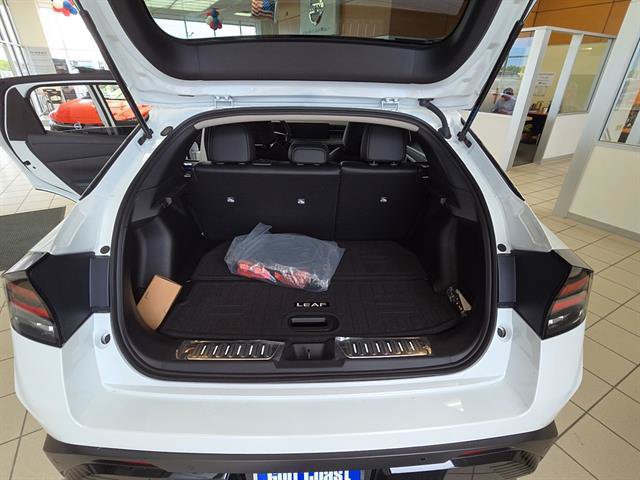 New 2026 Nissan Leaf SV+ w/ Illuminated Package FWD image 13