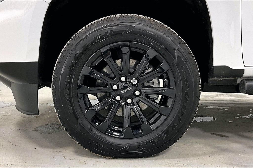 Used 2022 GMC Canyon Elevation w/ Trailering Package RWD image 34