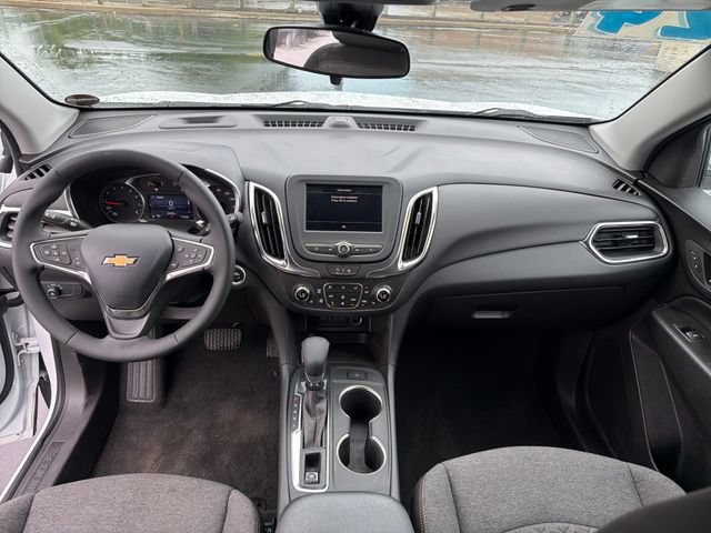 Certified 2024 Chevrolet Equinox LT FWD image 12