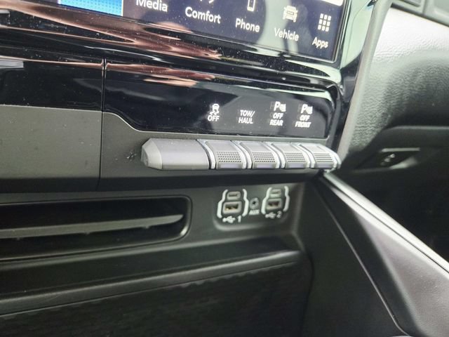 Used 2023 RAM 1500 Big Horn AWD/4WD image 28