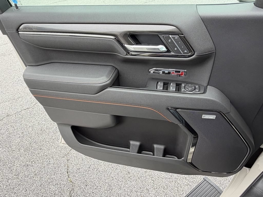 New 2026 GMC Sierra 1500 AT4 w/ Technology Package AWD/4WD image 13