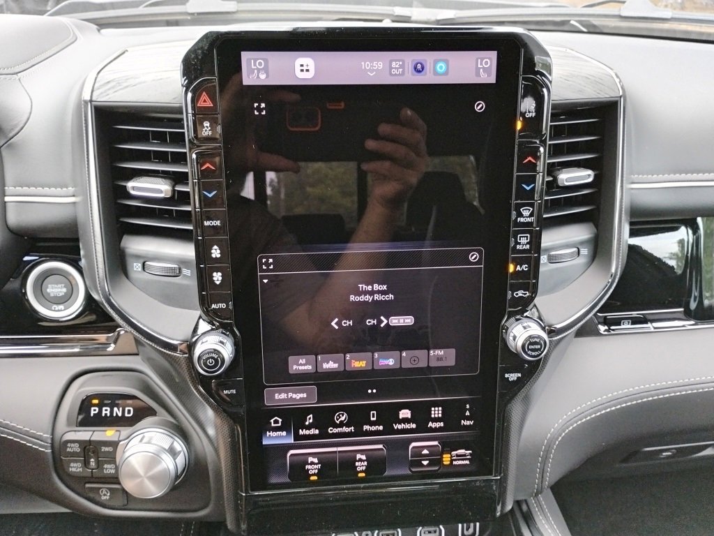 New 2026 RAM 1500 Limited image 30