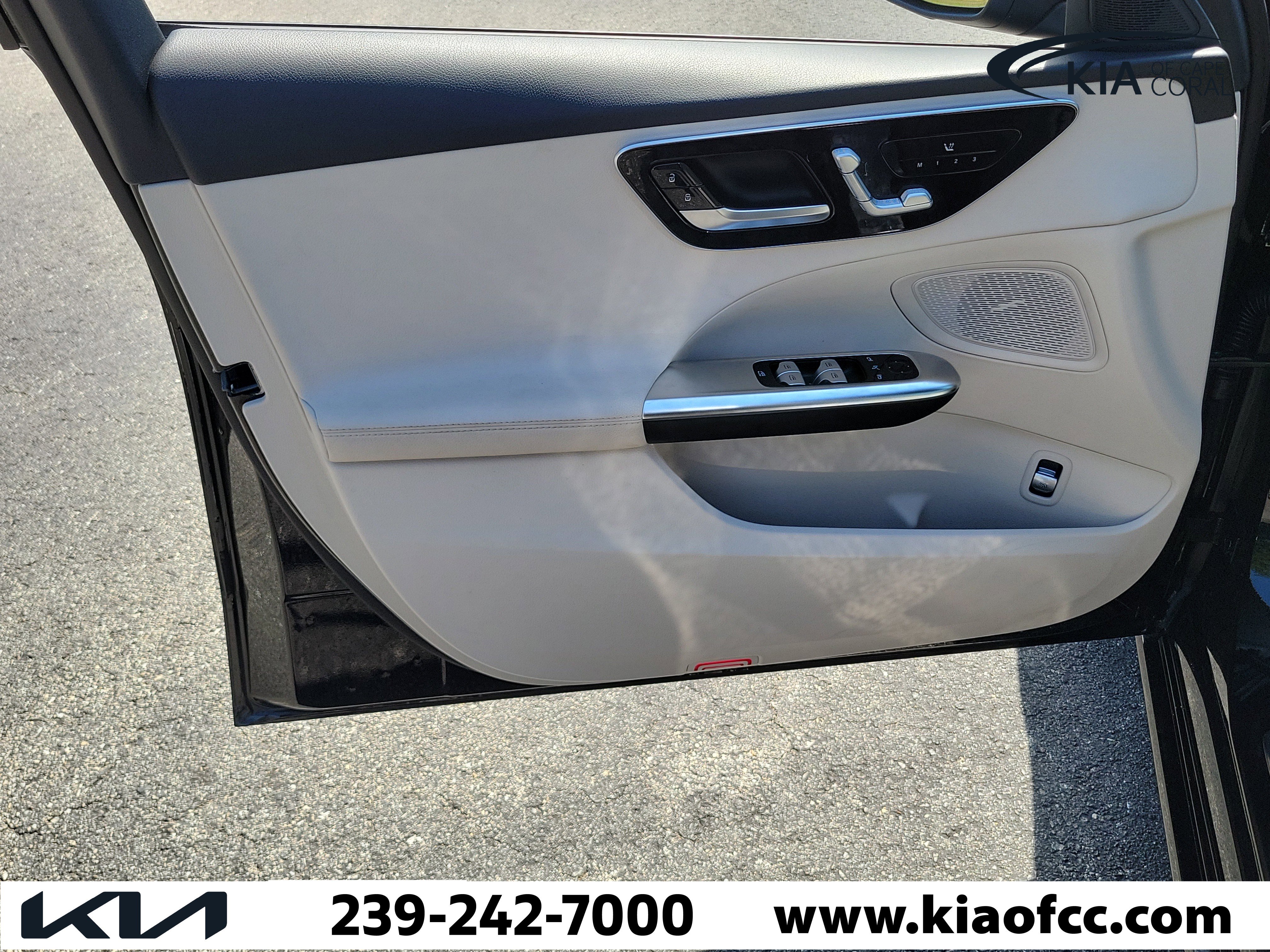 Used 2022 Mercedes-Benz C 300 4MATIC Sedan image 25