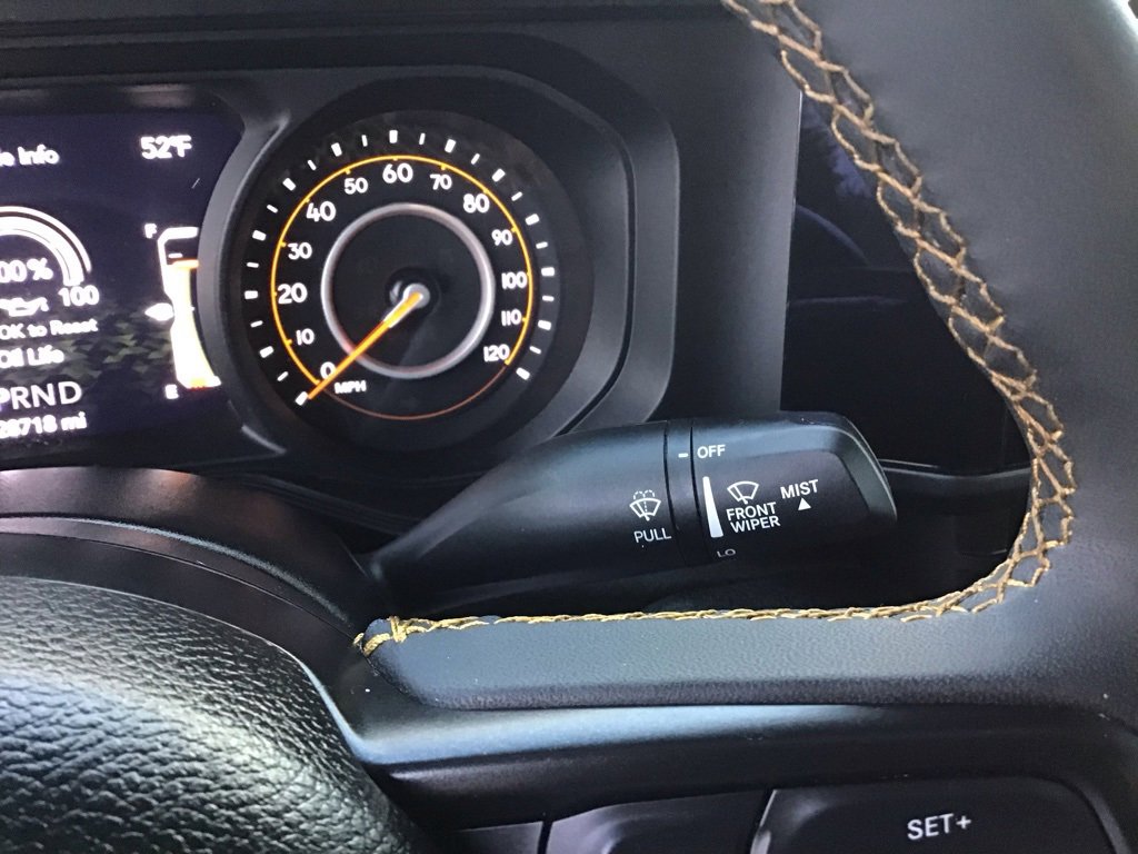 Used 2024 Jeep Gladiator Willys image 30