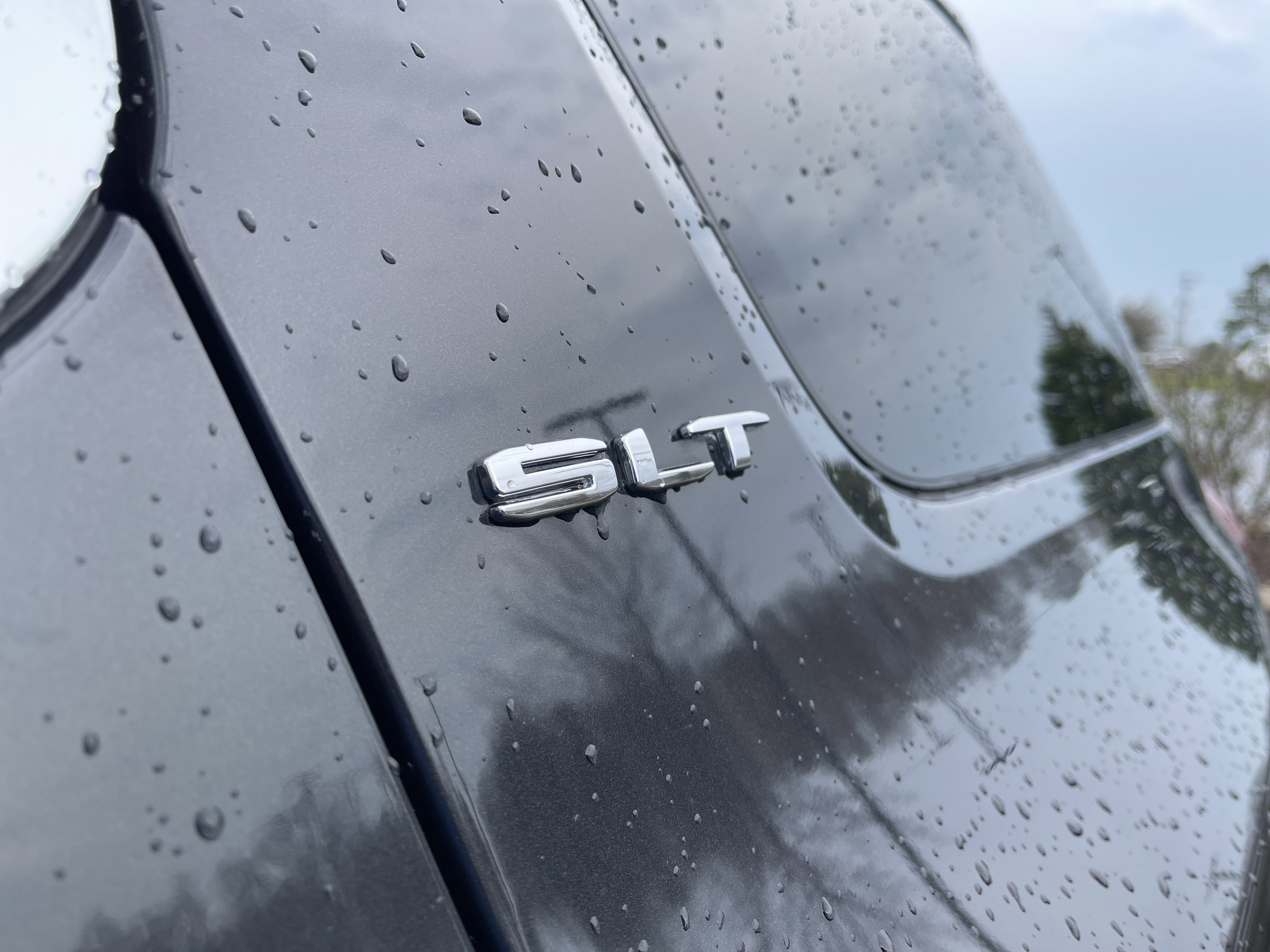 Used 2020 GMC Acadia SLT image 13