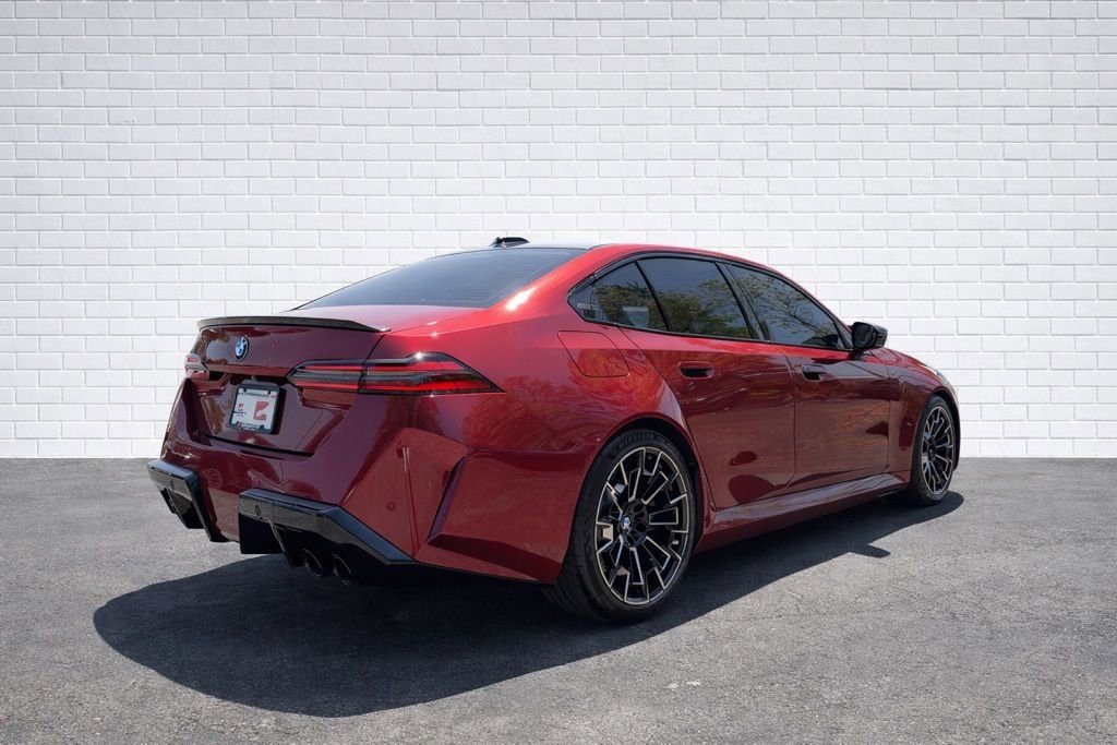 Used 2025 BMW M5 w/ Carbon Package image 4