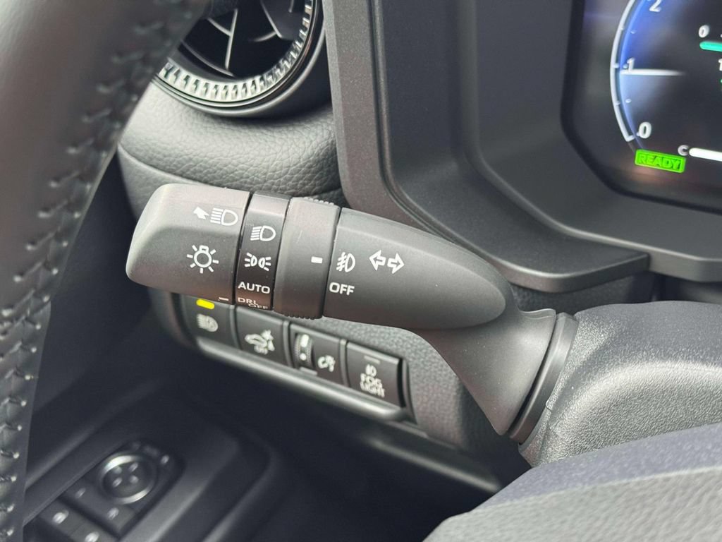 Used 2027 Toyota Land Cruiser AWD/4WD image 24