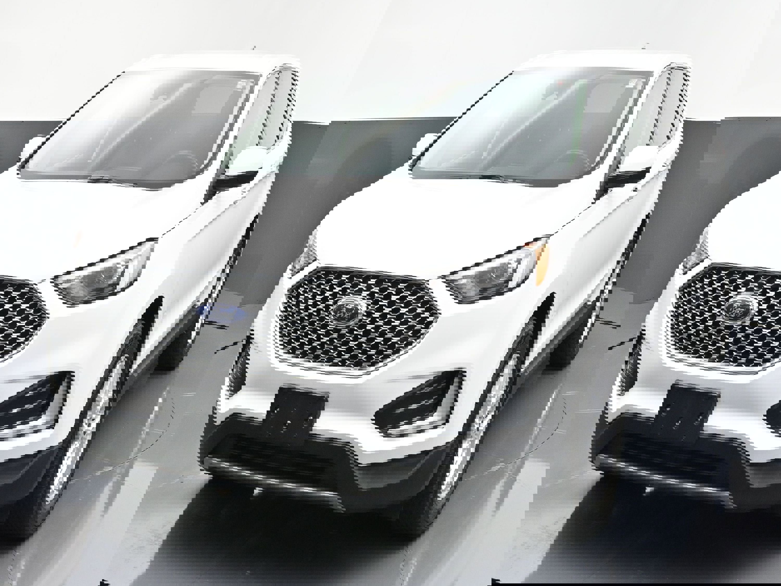 Used 2023 Ford Edge SEL image 43