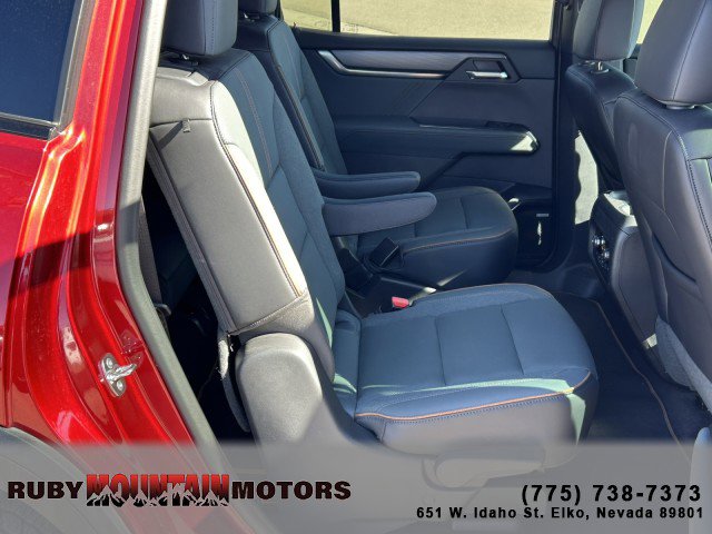Used 2024 GMC Acadia AT4 w/ Luxury Package AWD/4WD image 26