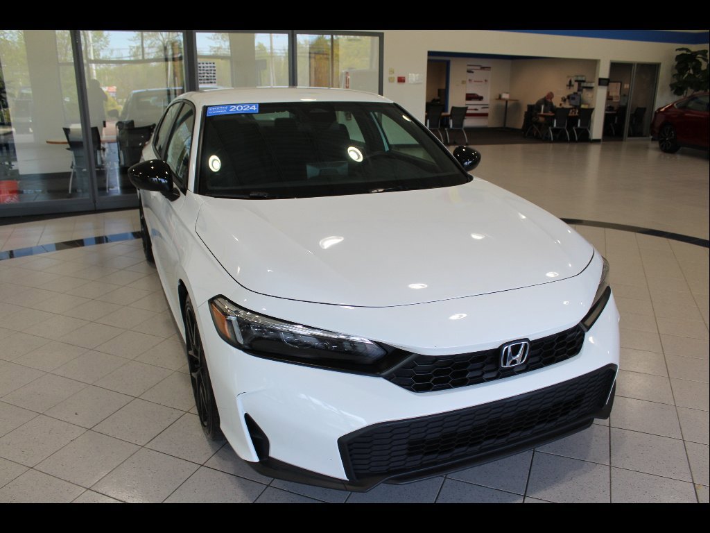 Certified 2025 Honda Civic Sport image 3