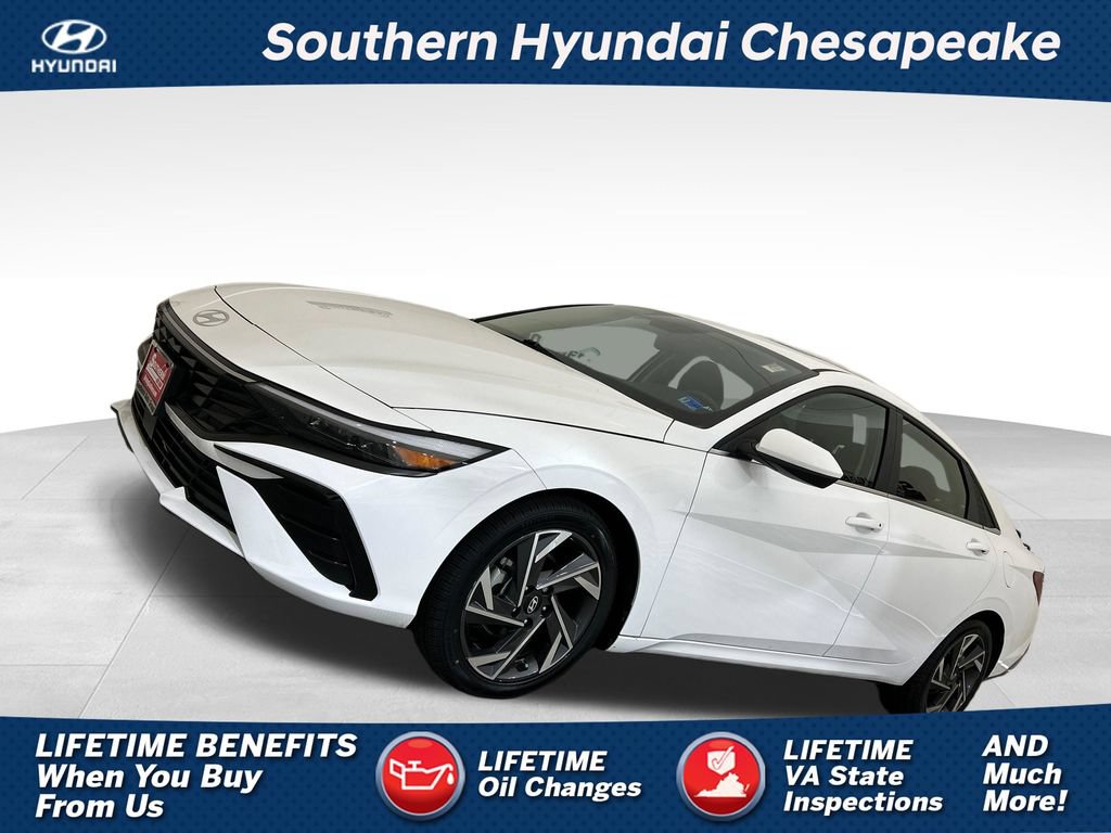 Used 2024 Hyundai Elantra SEL w/ Convenience Package