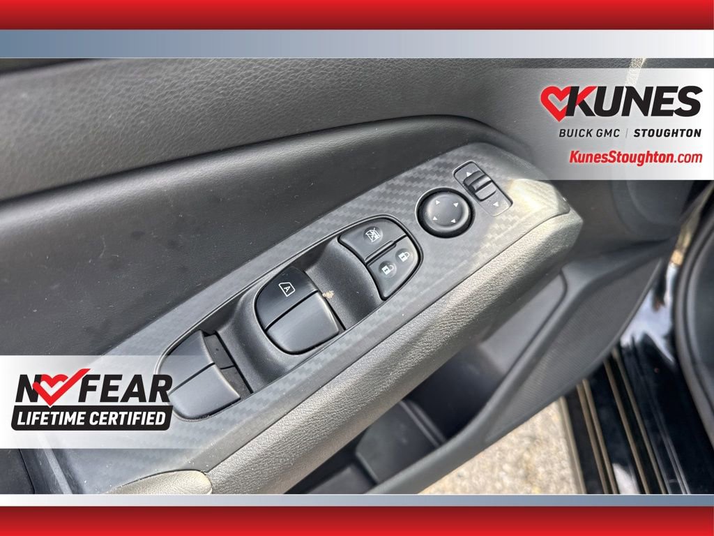 Used 2024 Nissan Altima 2.5 SV image 21