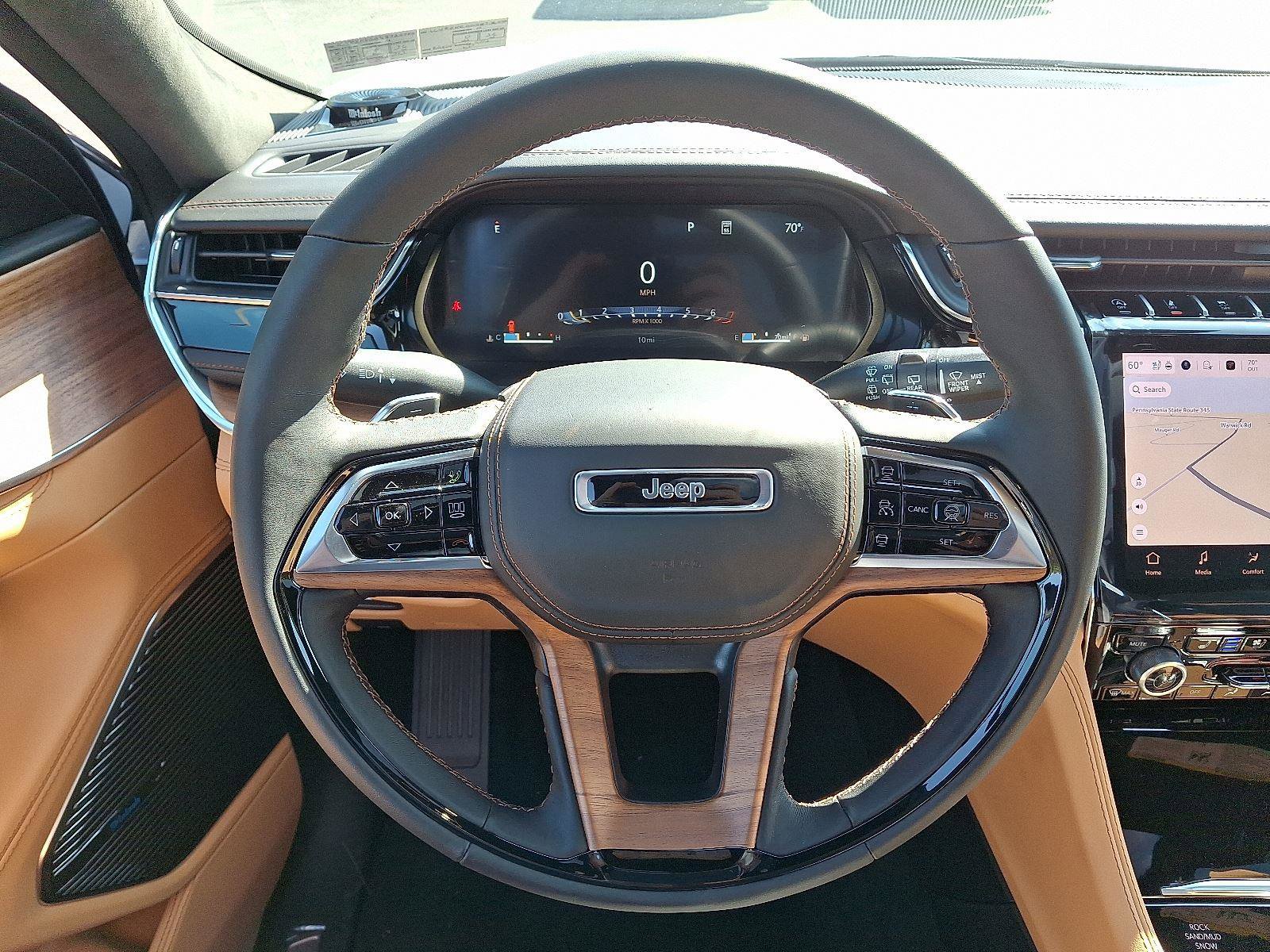 New 2025 Jeep Grand Cherokee Summit image 15