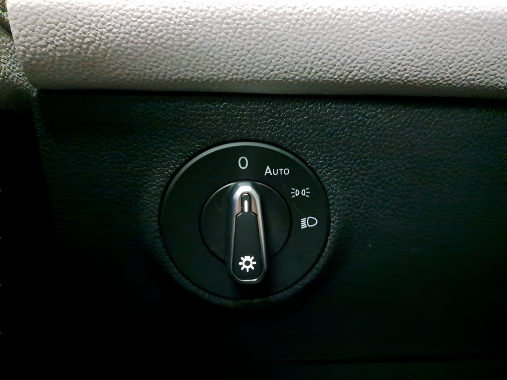 New 2025 Volkswagen Taos SEL AWD/4WD image 26