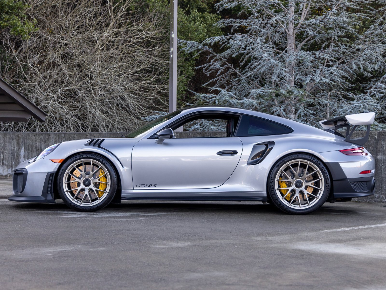 Certified 2018 Porsche 911 GT2 RS image 2