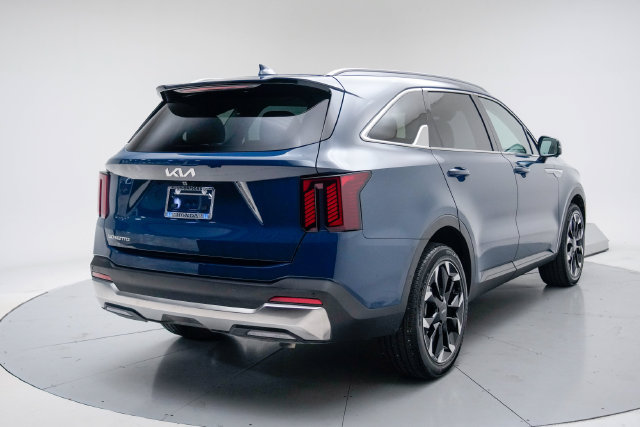 Used 2025 Kia Sorento SX FWD image 28