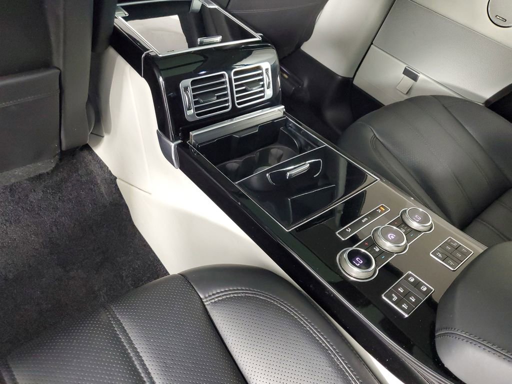 Used 2014 Land Rover Range Rover Long Wheelbase Autobiography image 14