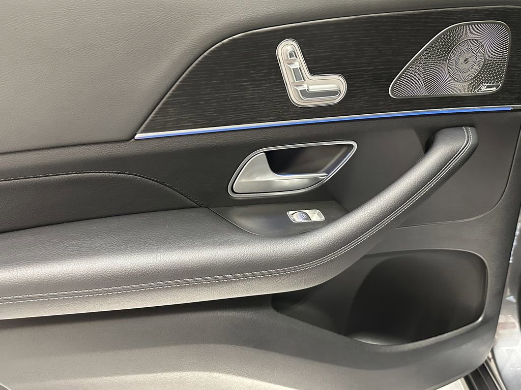 Certified 2024 Mercedes-Benz GLS 450 4MATIC image 24