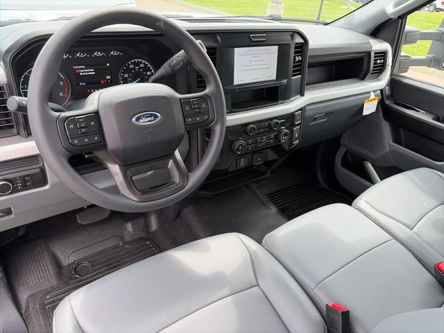 New 2026 Ford F550 2WD Regular Cab Super Duty image 8