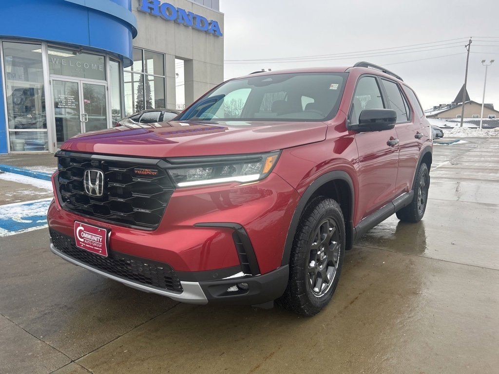 New 2025 Honda Pilot TrailSport image 9