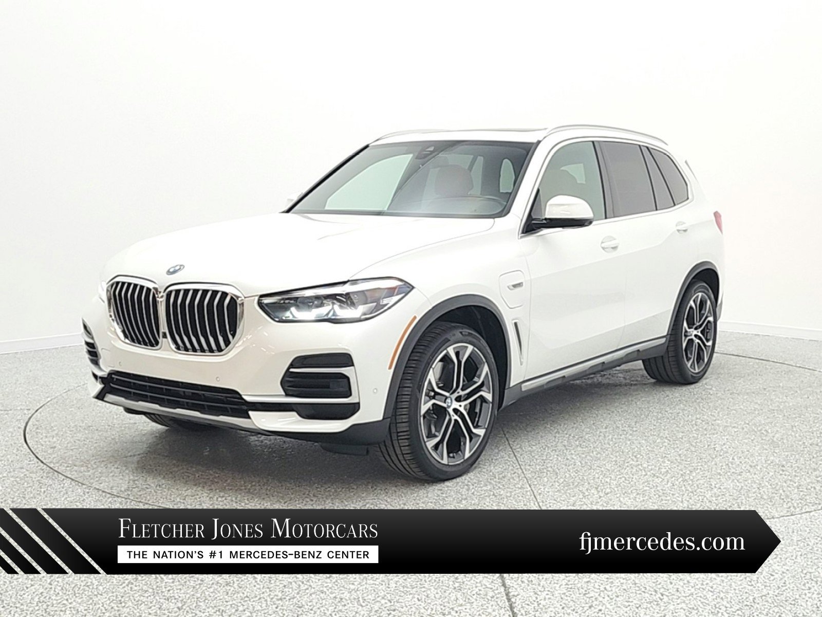 Used 2023 BMW X5 xDrive45e w/ Luxury Seating Package image 1