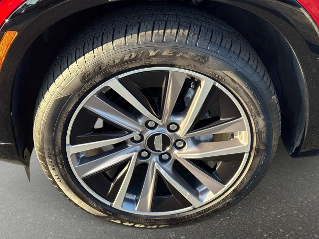 Certified 2026 Cadillac Vistiq Sport w/ LPO, Floor Liner Package AWD/4WD image 10