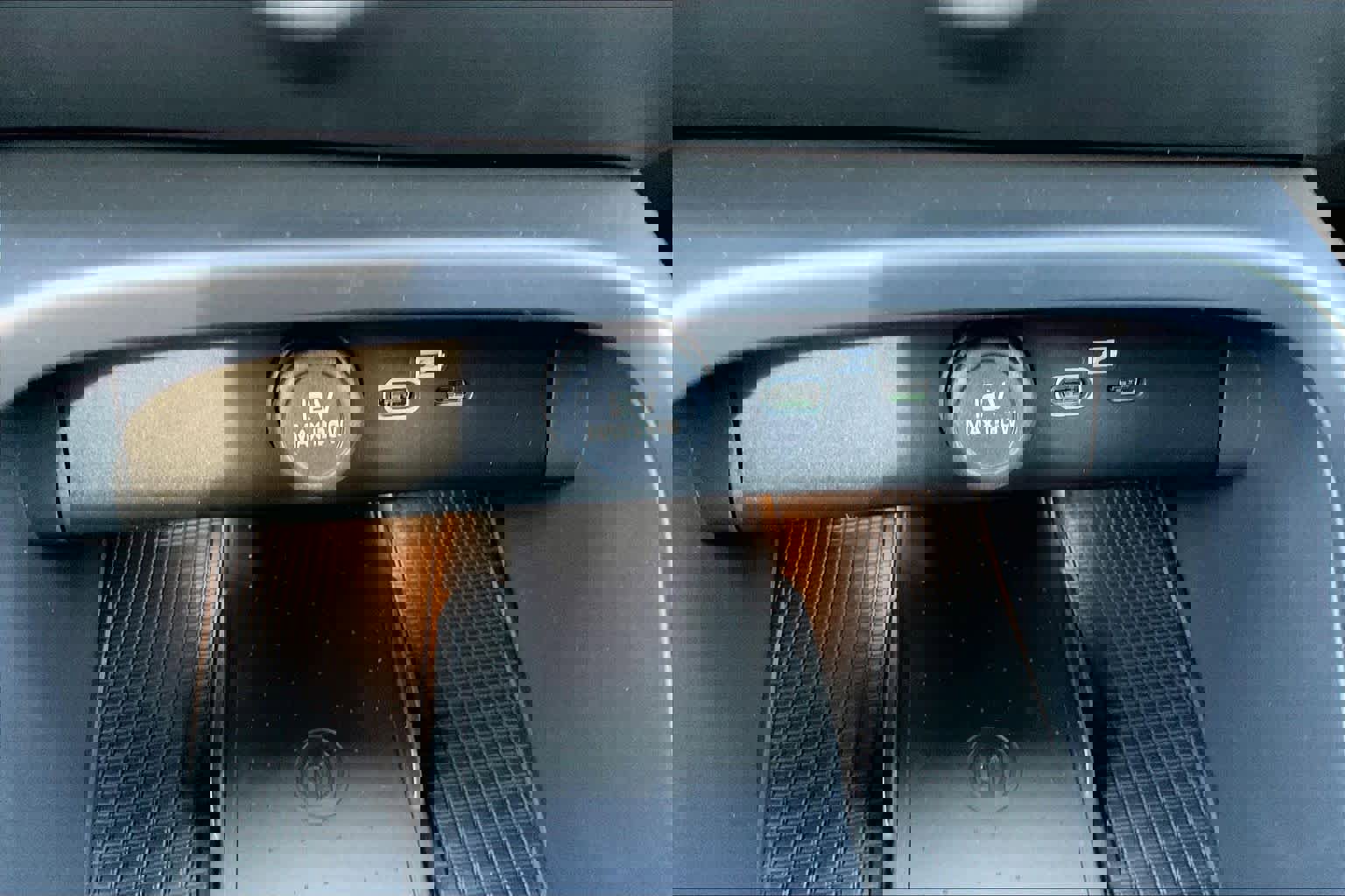 New 2026 Volvo XC40 B5 Ultra w/ Climate Package image 23