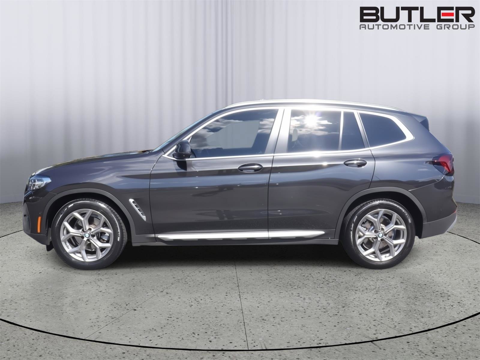 Used 2023 BMW X3 sDrive30i w/ Premium Package w/ZPA RWD image 4