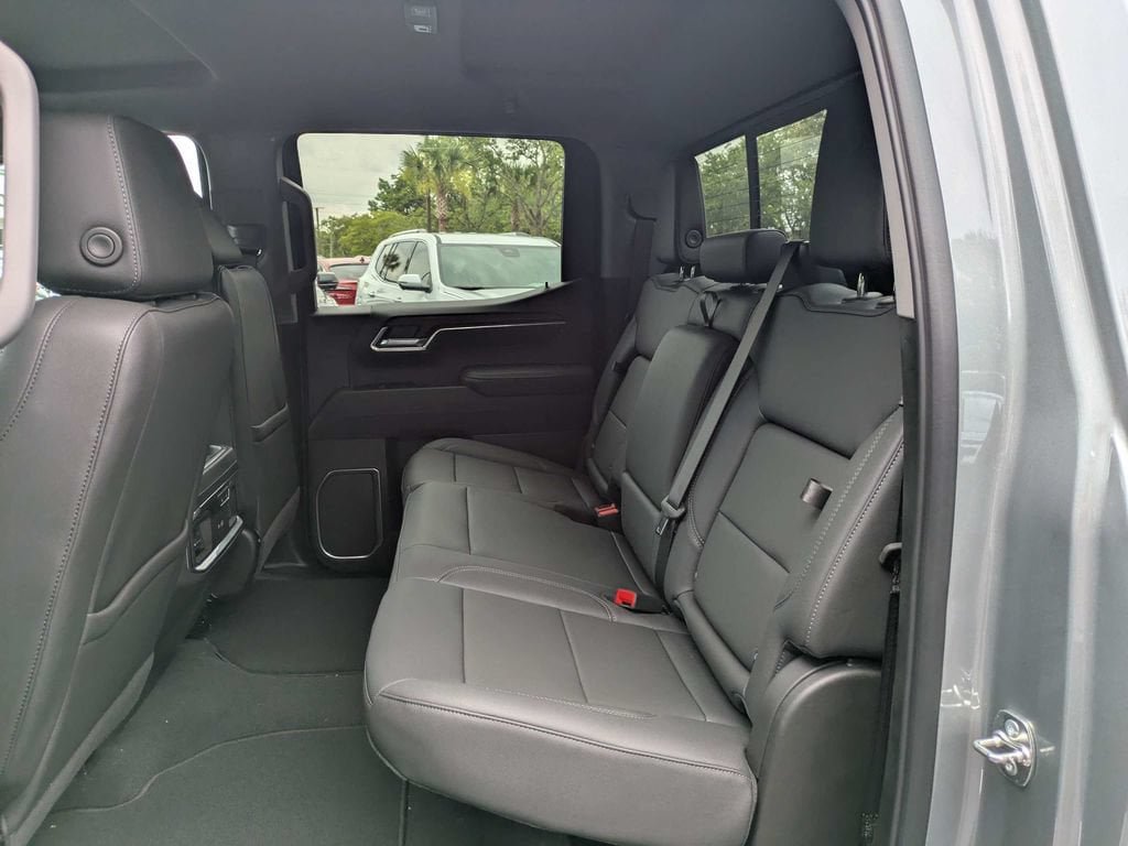 New 2026 GMC Sierra 1500 SLT w/ SLT Premium Plus Package AWD/4WD image 14