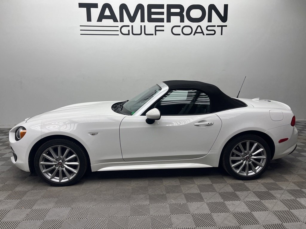 Used 2020 FIAT 124 Spider Lusso image 2