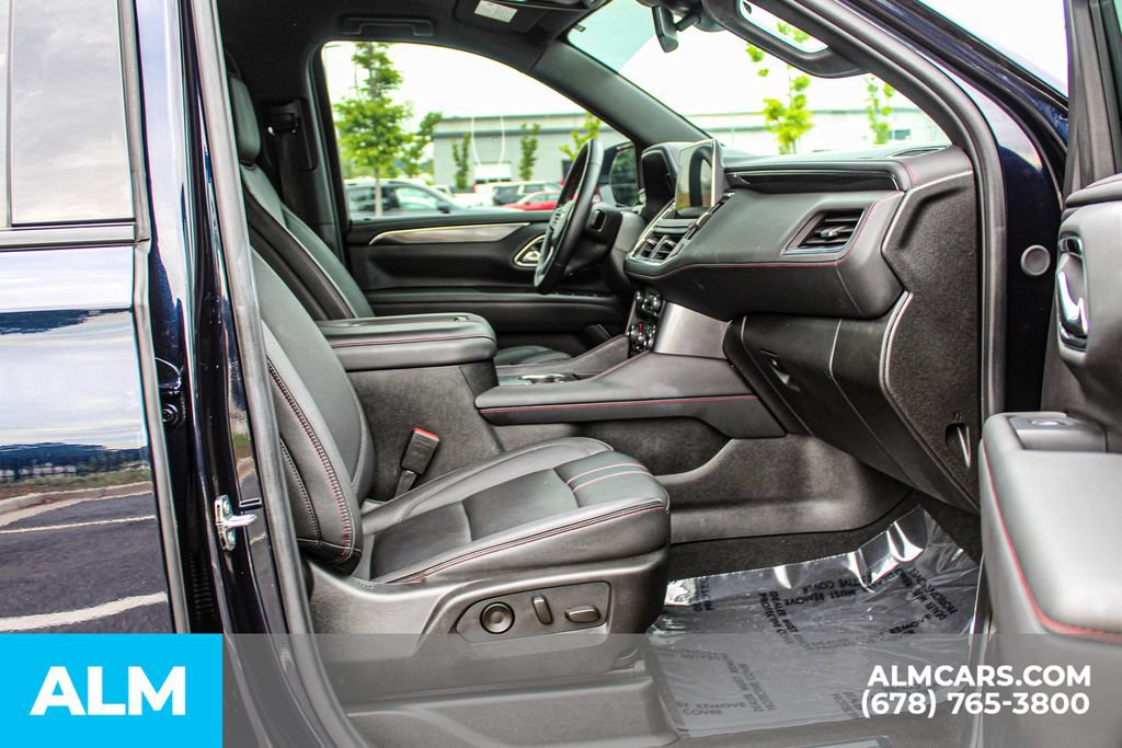 Used 2024 Chevrolet Tahoe RST w/ RST Performance Edition AWD/4WD image 18