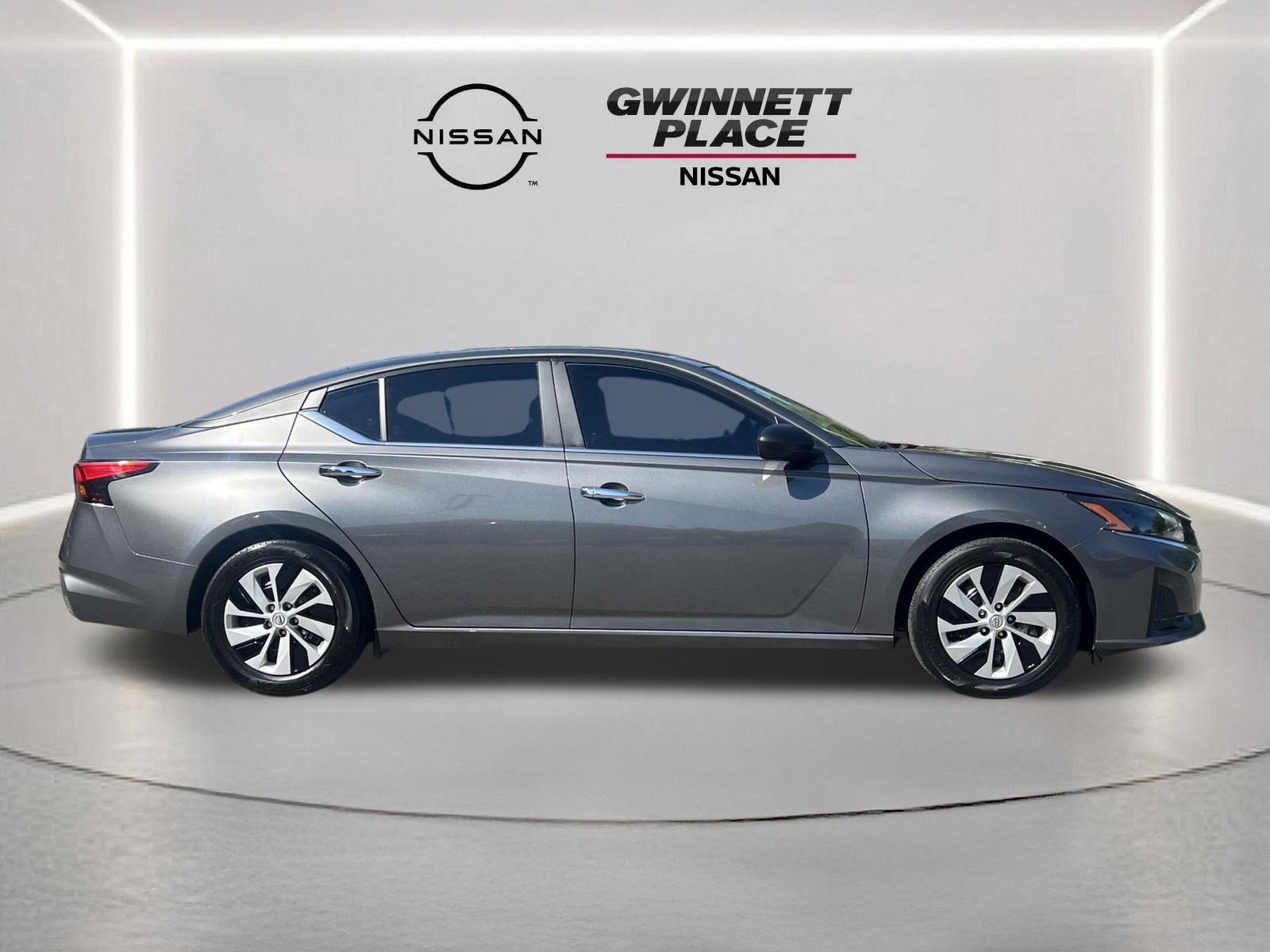 Certified 2025 Nissan Altima 2.5 S FWD image 26