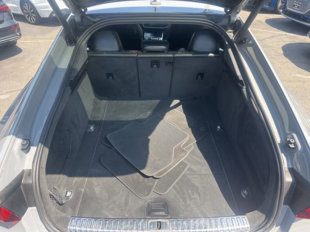 Used 2021 Audi RS 7 Sportback w/ RS 7 Executive Package image 40