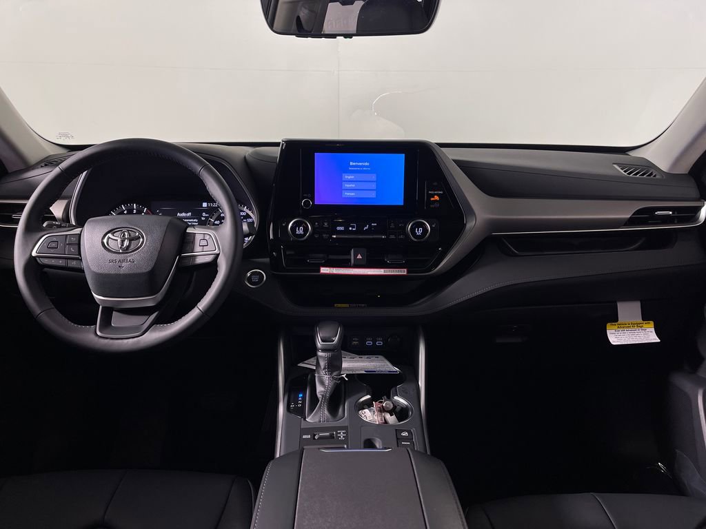 New 2026 Toyota Highlander XLE AWD/4WD image 14