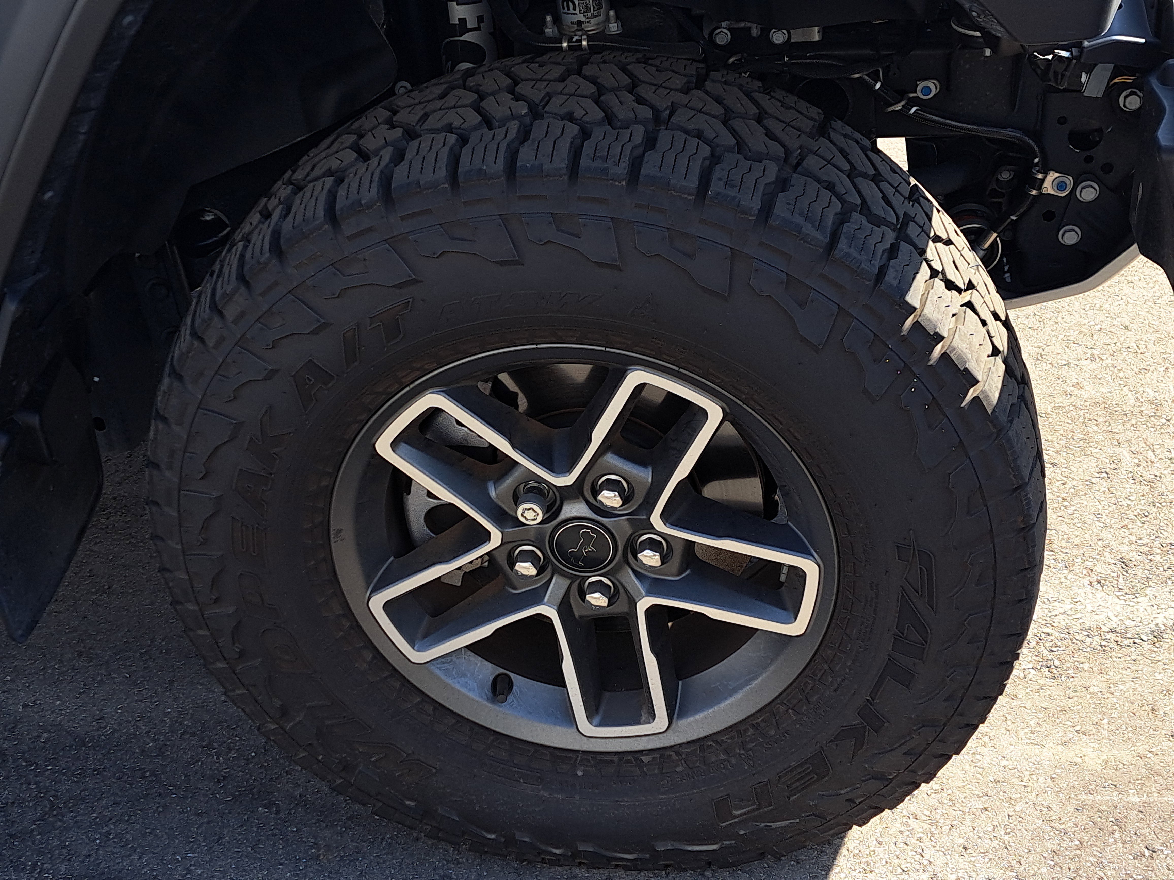 Used 2025 Jeep Gladiator Mojave w/ Safety Group image 7