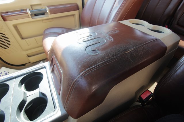 Used 2013 Ford F350 King Ranch w/ King Ranch w/Chrome Pkg image 30