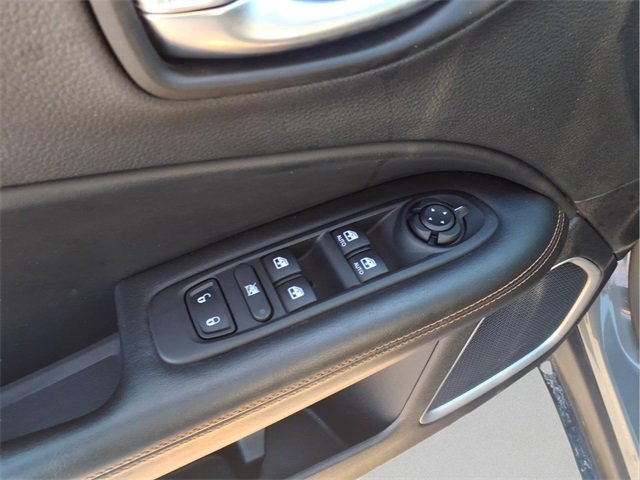 Used 2021 Jeep Compass Limited image 12