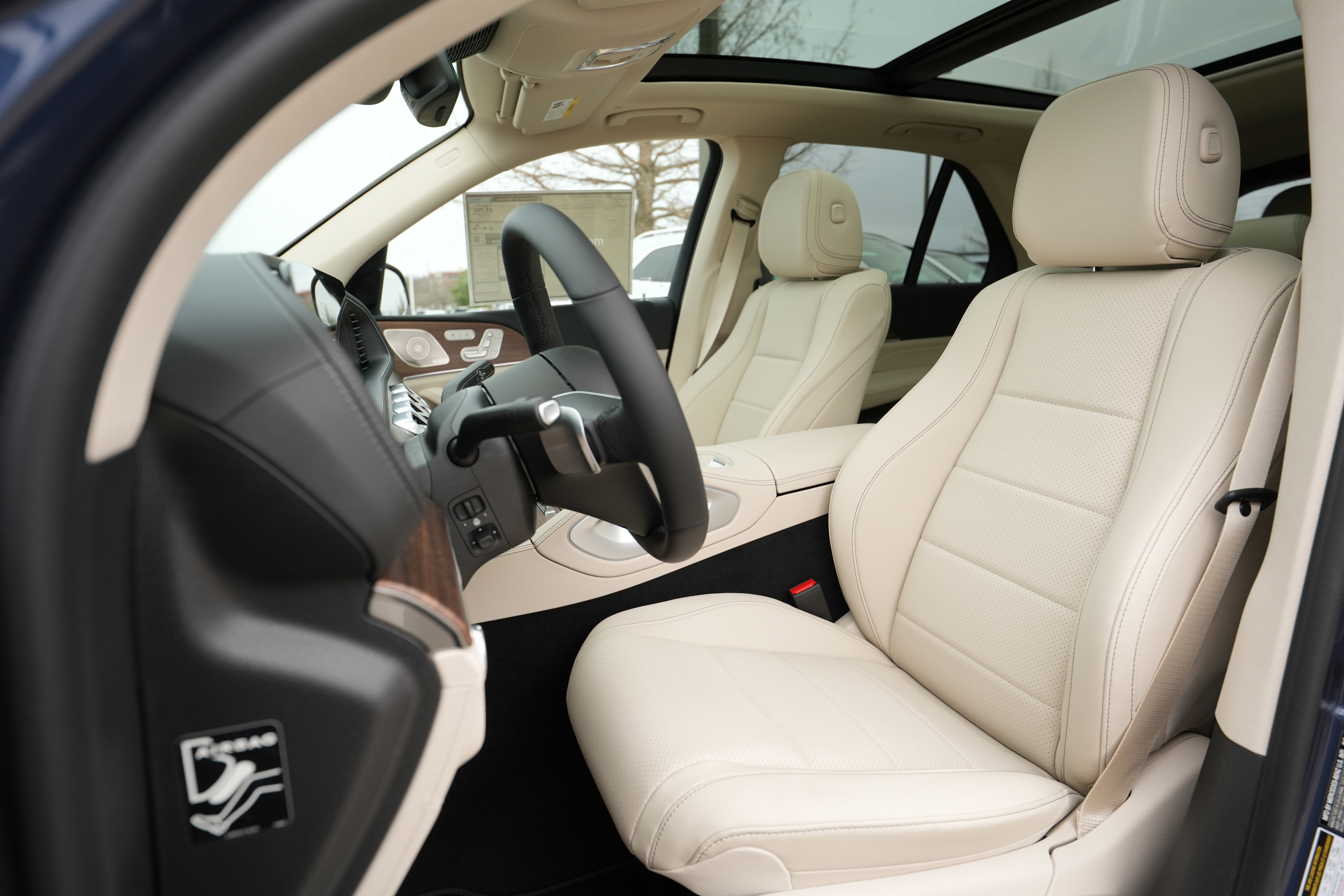 New 2026 Mercedes-Benz GLE 350 4MATIC image 33
