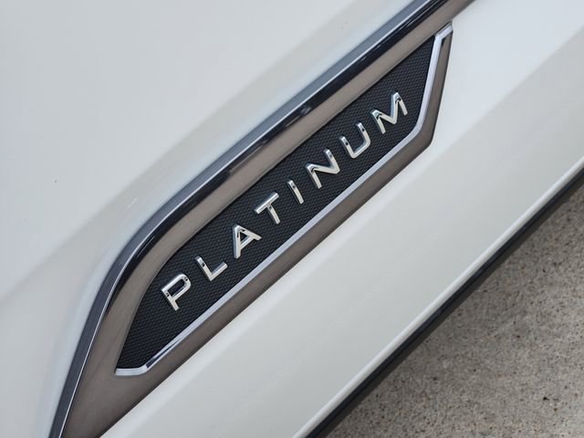 Used 2025 Toyota Tundra Platinum image 7