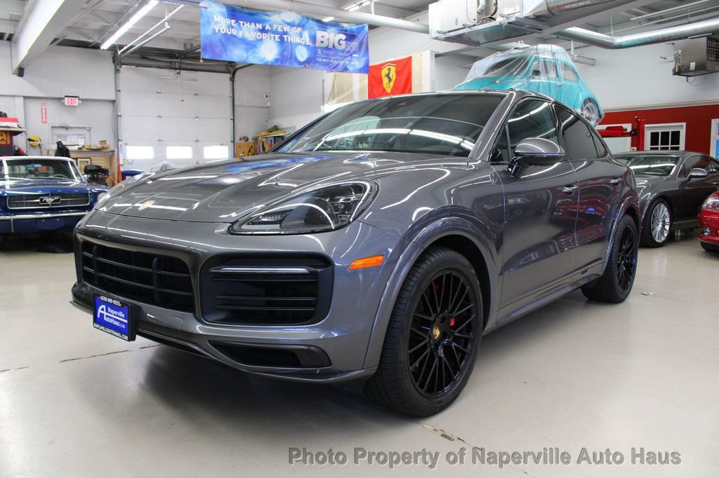 Used 2023 Porsche Cayenne GTS w/ Premium Package AWD/4WD image 2
