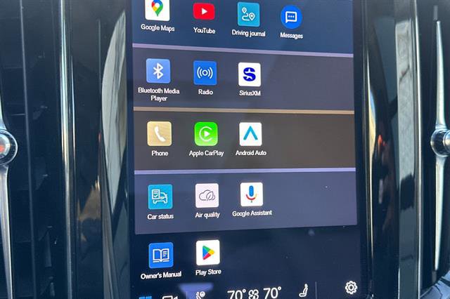 Certified 2023 Volvo XC60 T8 Plus w/ Climate Package image 20