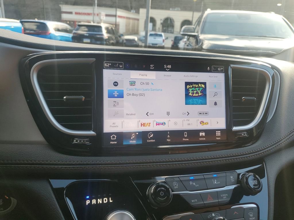 New 2026 Chrysler Pacifica Pinnacle image 19