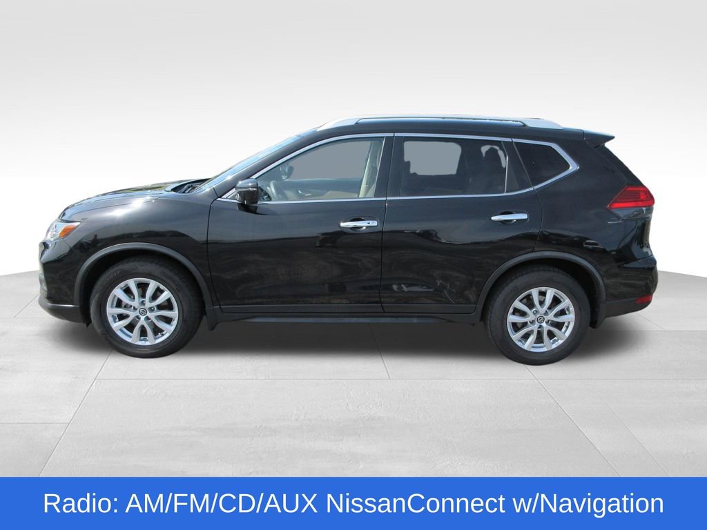 Used 2017 Nissan Rogue SV w/ SV Premium Package FWD image 2