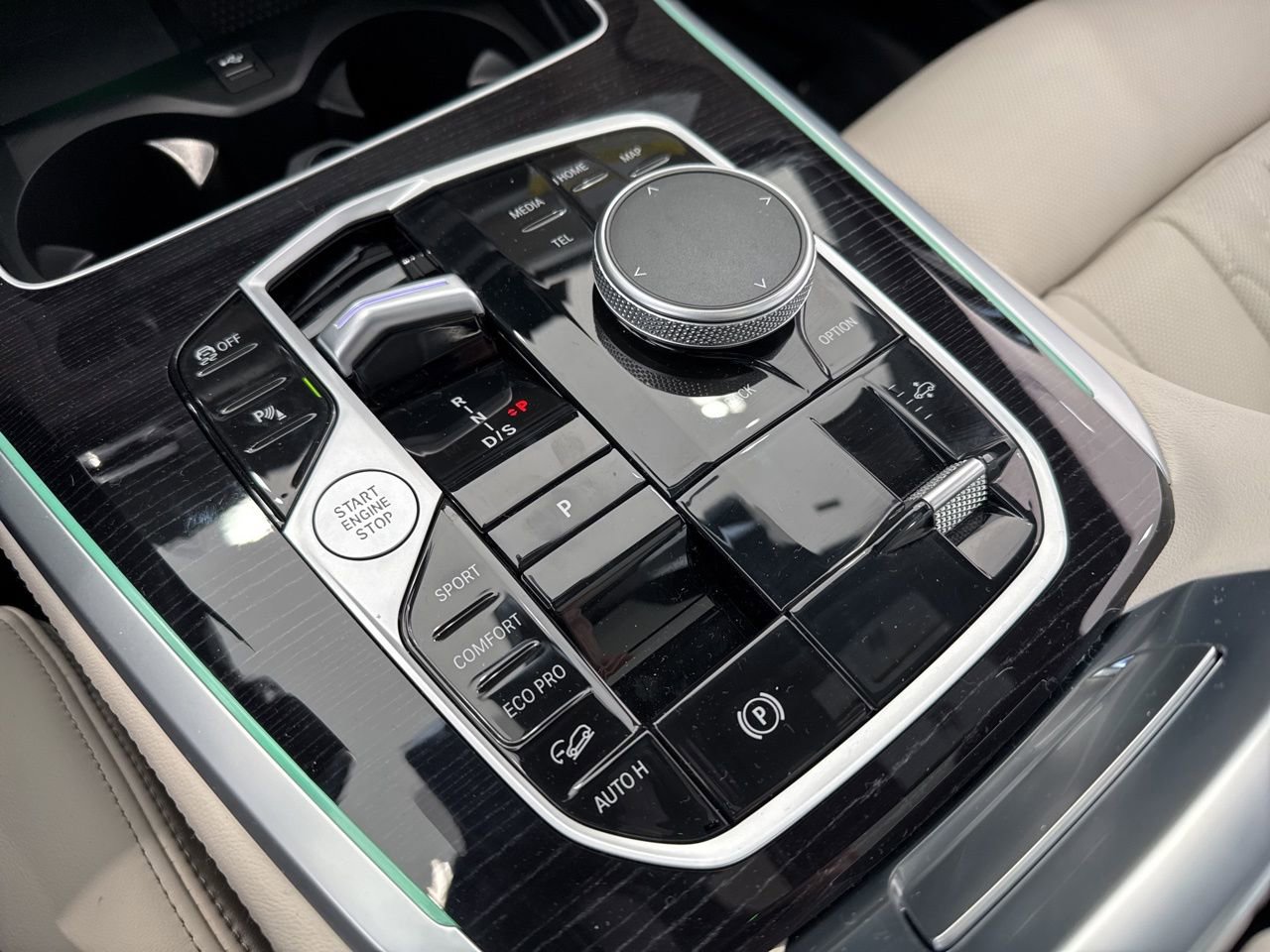 New 2026 BMW X5 xDrive40i AWD/4WD image 34
