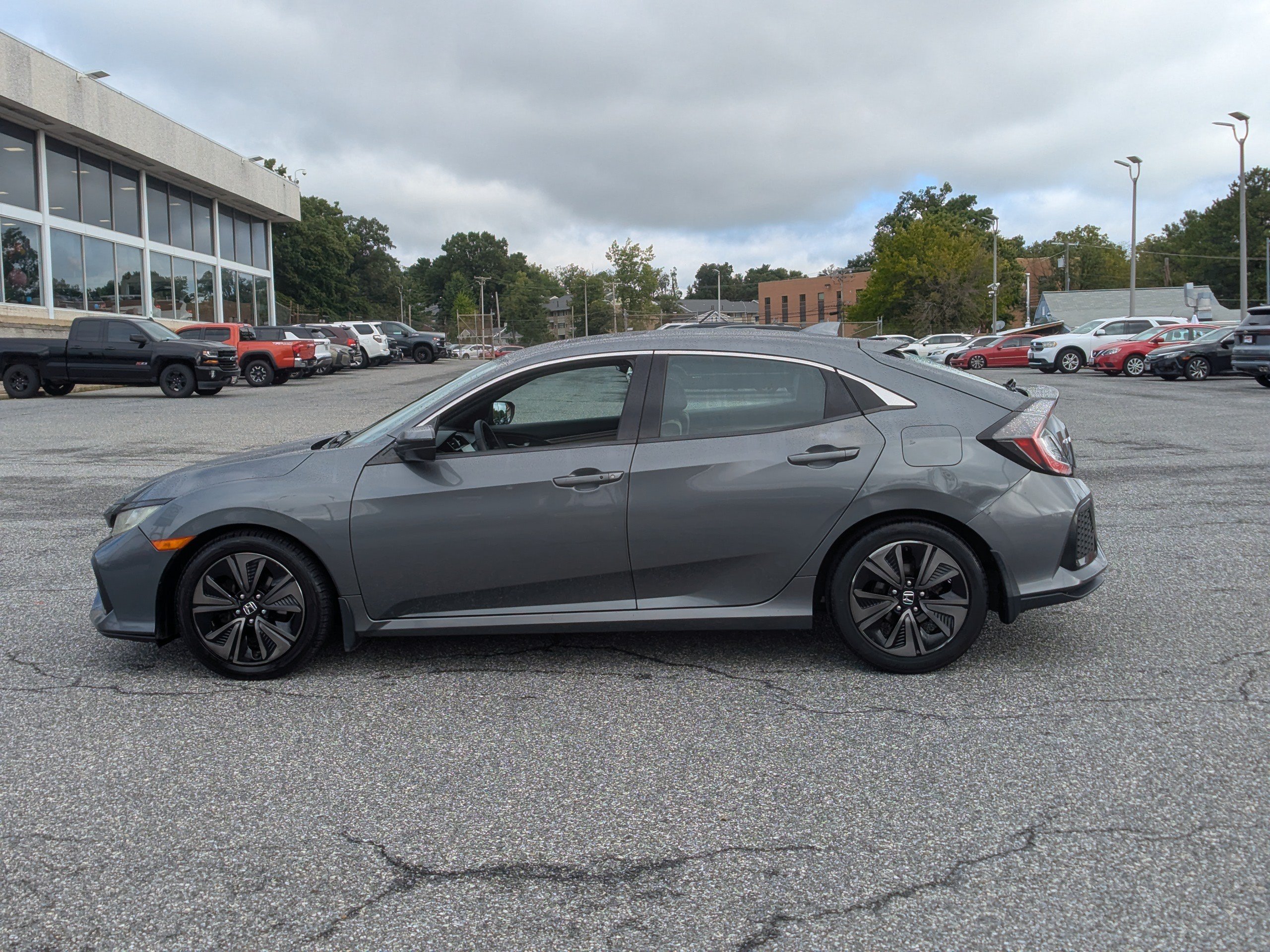 Used 2017 Honda Civic EX image 5