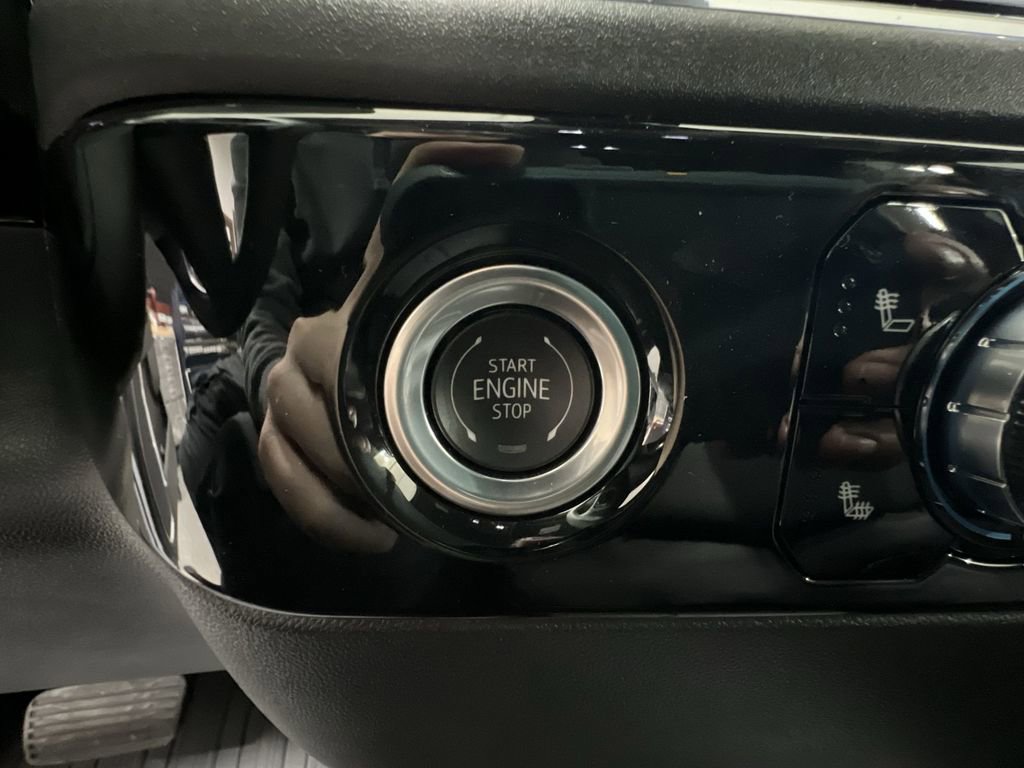 New 2024 GMC Sierra 1500 Elevation w/ LPO, Elevation Black Package image 16