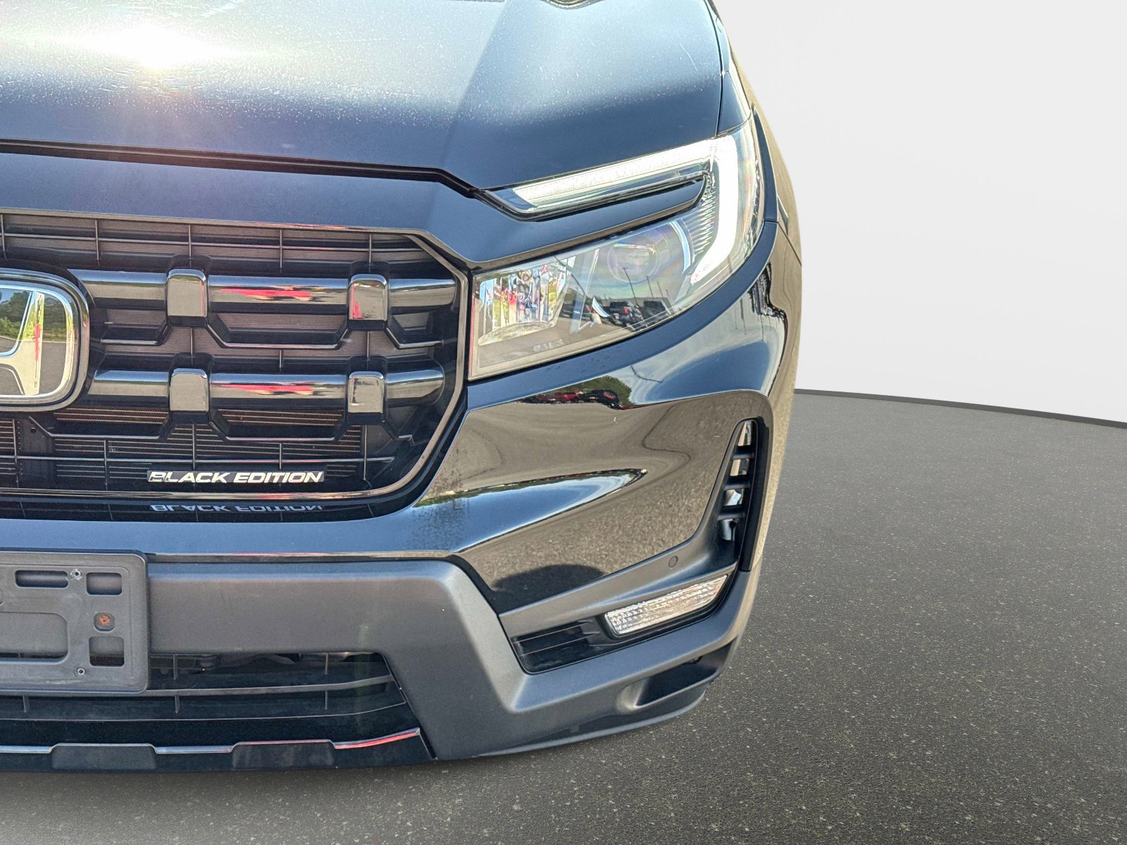 Used 2024 Honda Ridgeline Black Edition image 10